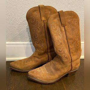 Lucchese 1883 suede men’s cowboy boots. Brown. Like new. 9.5.